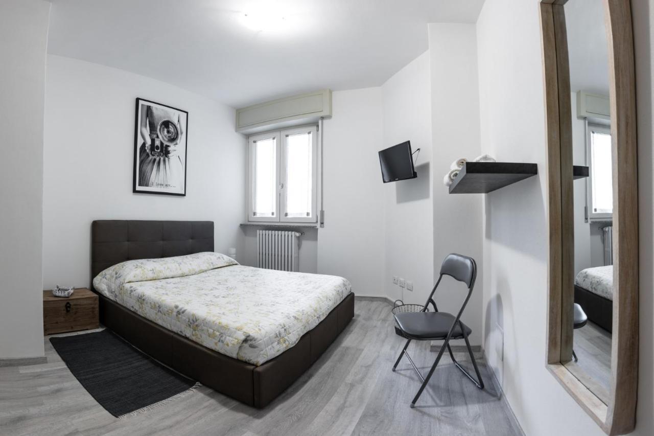 B&B Dal Moro Sondrio Exteriör bild