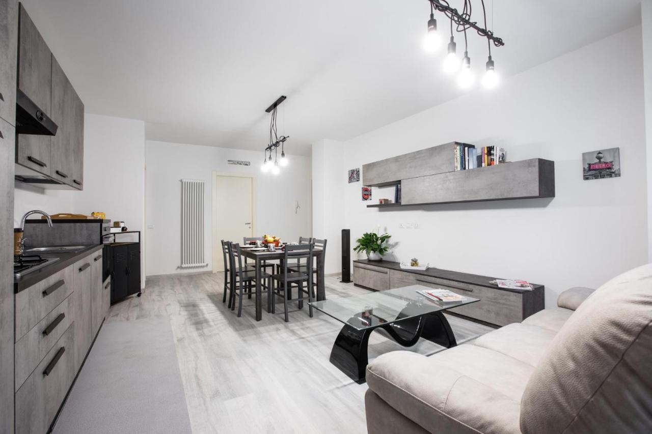 B&B Dal Moro Sondrio Exteriör bild